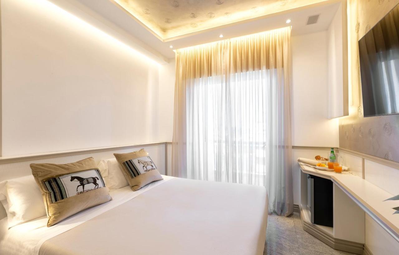 Hotel Feldberg Riccione Kültér fotó