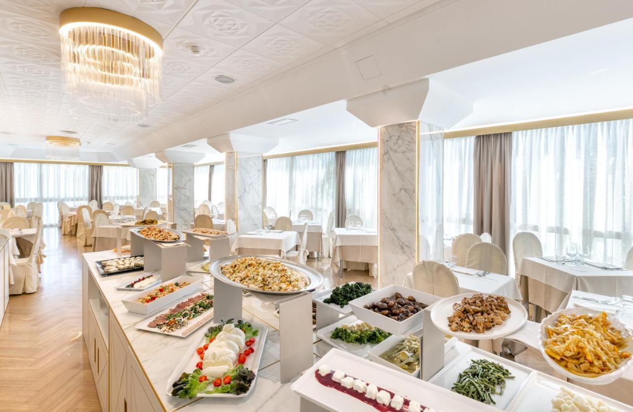 Hotel Feldberg Riccione Kültér fotó