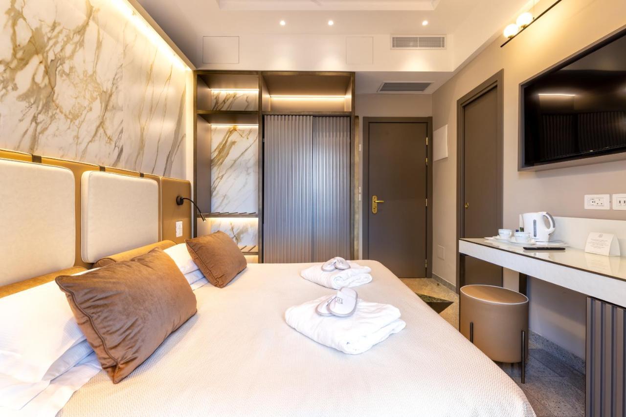Hotel Feldberg Riccione Kültér fotó