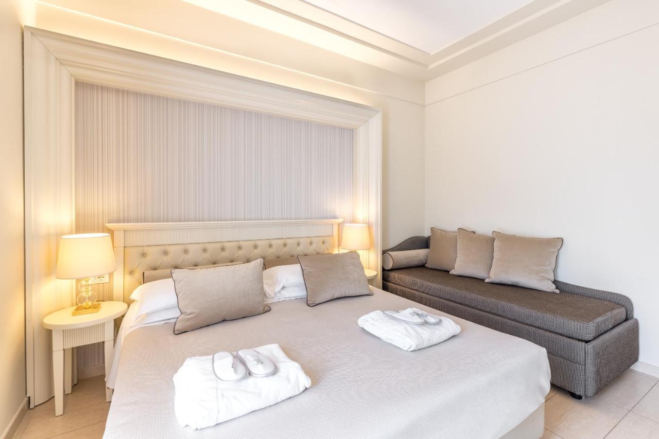 Hotel Feldberg Riccione Kültér fotó