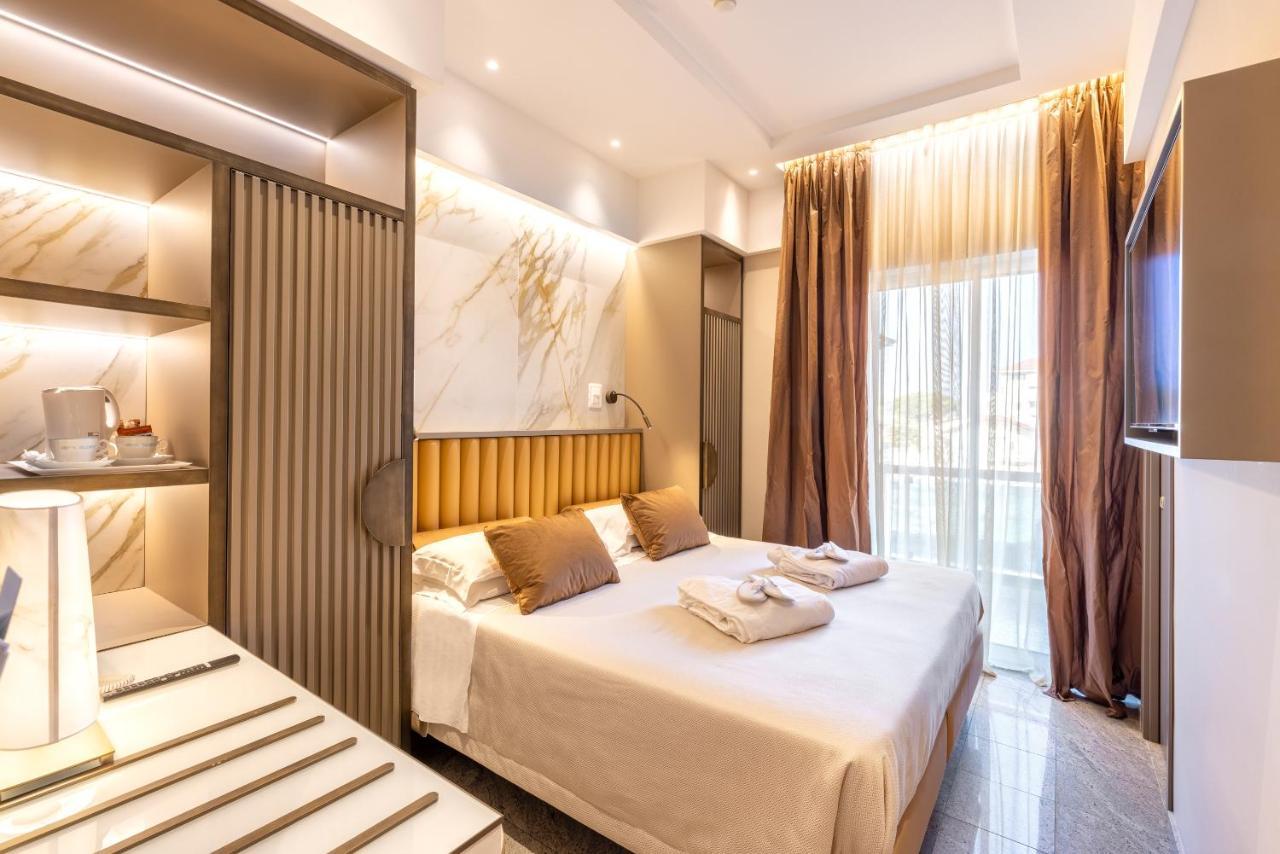 Hotel Feldberg Riccione Kültér fotó