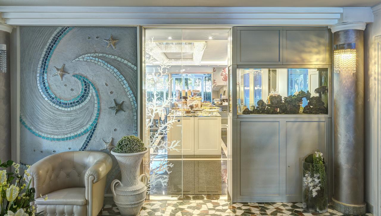 Hotel Feldberg Riccione Kültér fotó