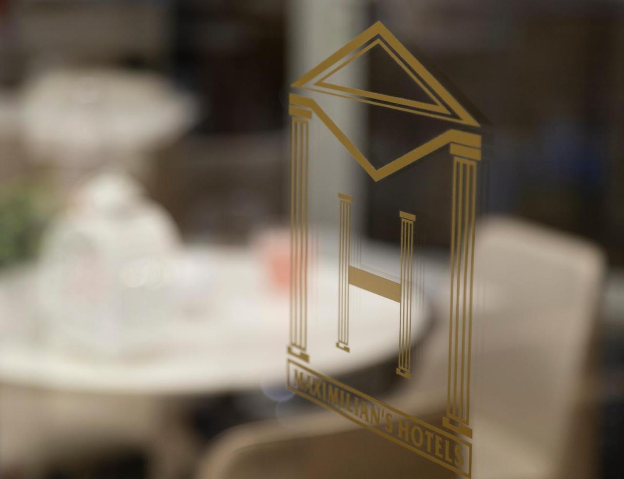 Hotel Feldberg Riccione Kültér fotó