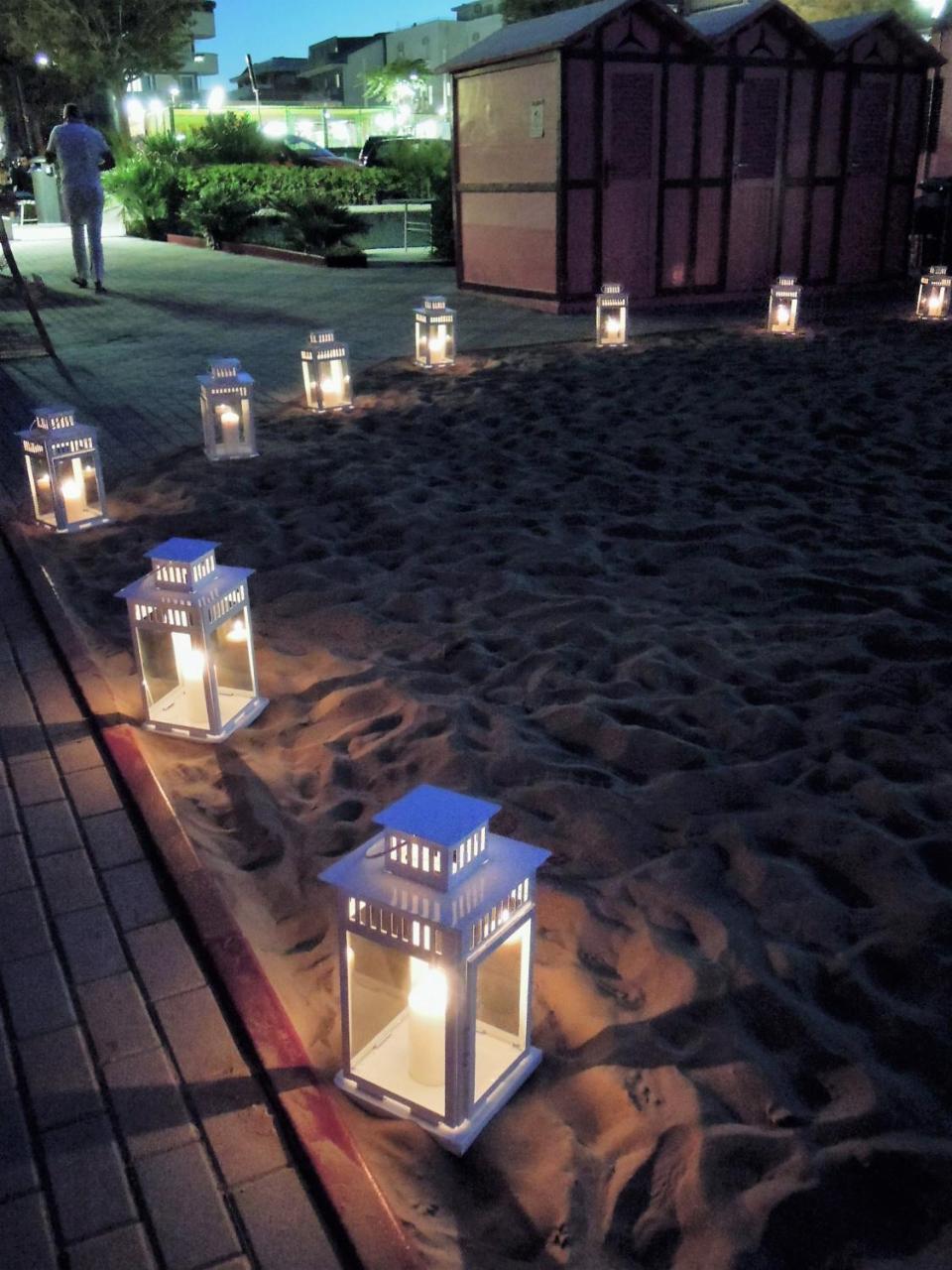 Hotel Feldberg Riccione Kültér fotó